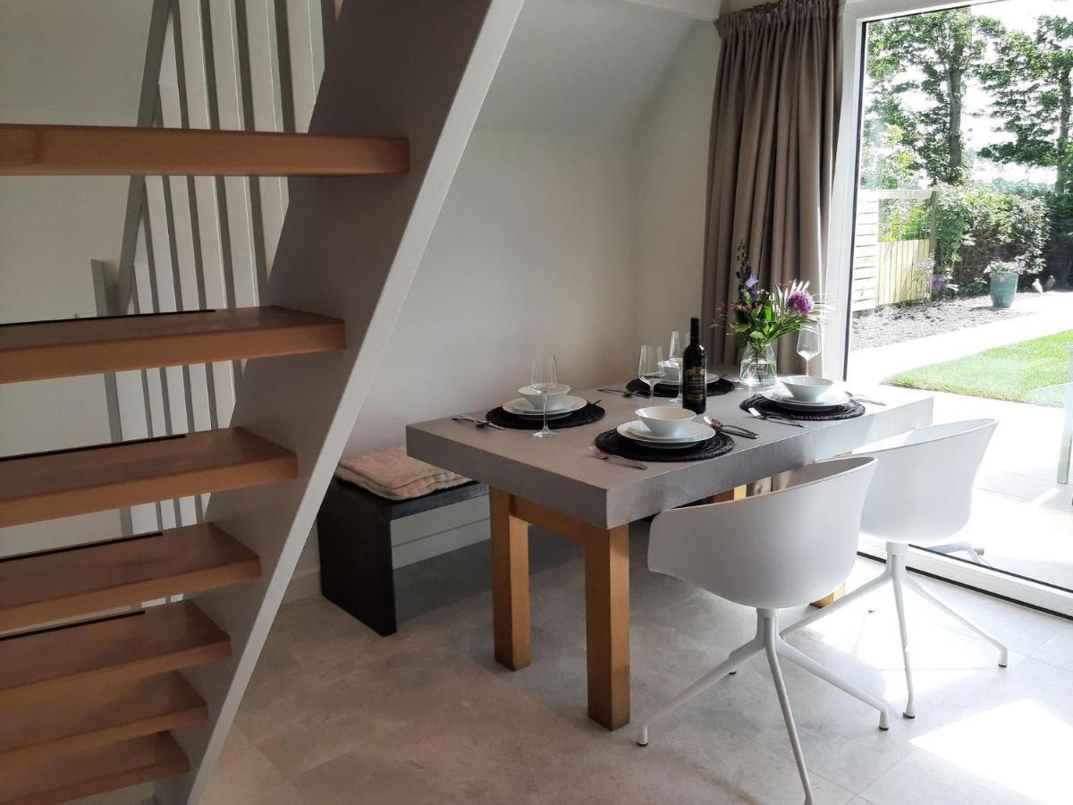 Stylish Holiday Home By The Sea Tuitjenhorn Extérieur photo